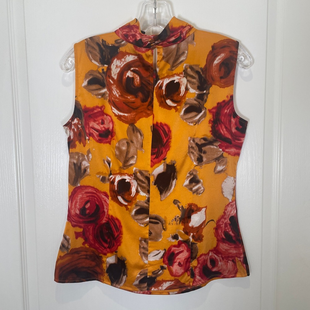 St. John Floral Silk Tie Neck Sleeveless Blouse Orange Red Rose Print Size 4 - Picture 6 of 7